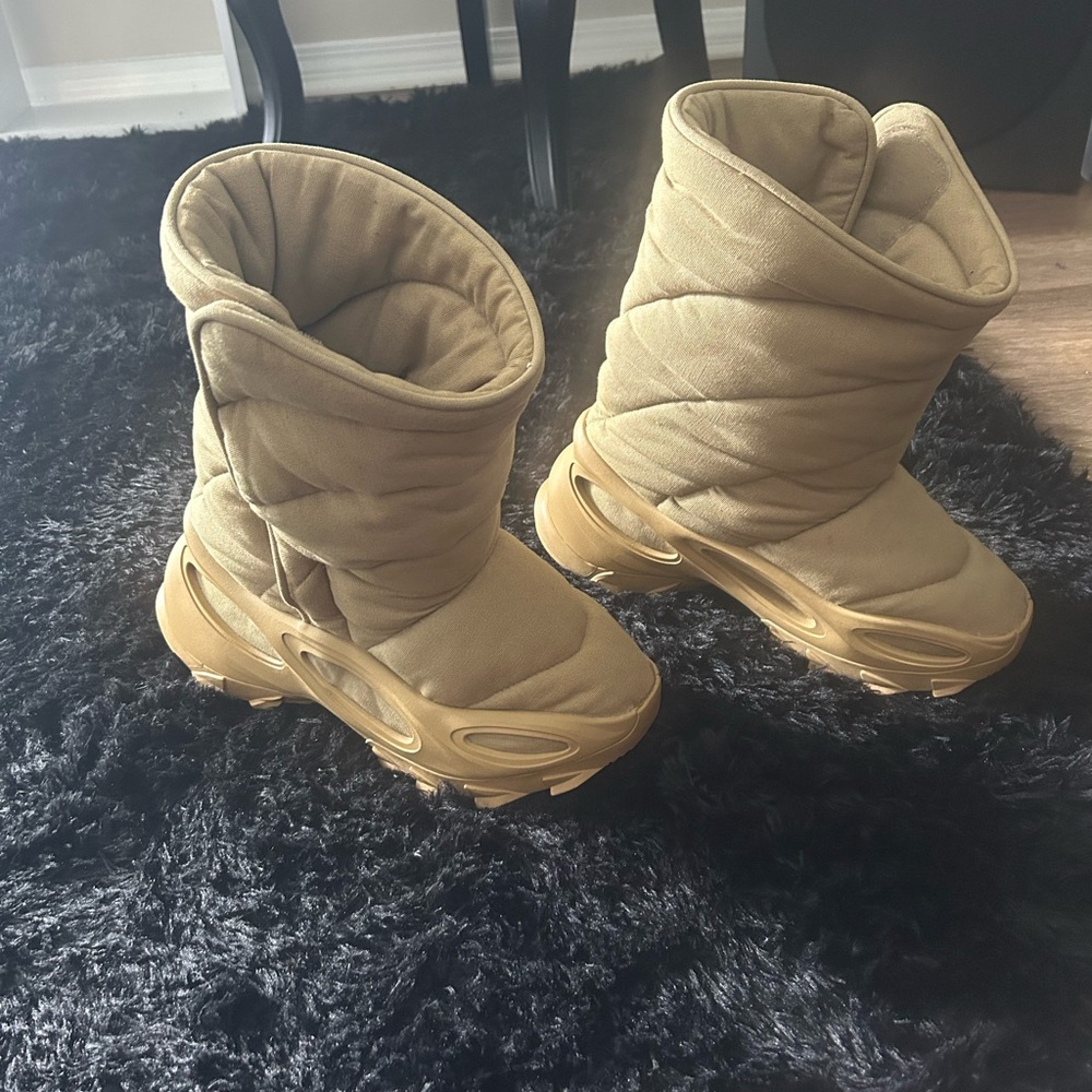 Insulated Yeezy Boots